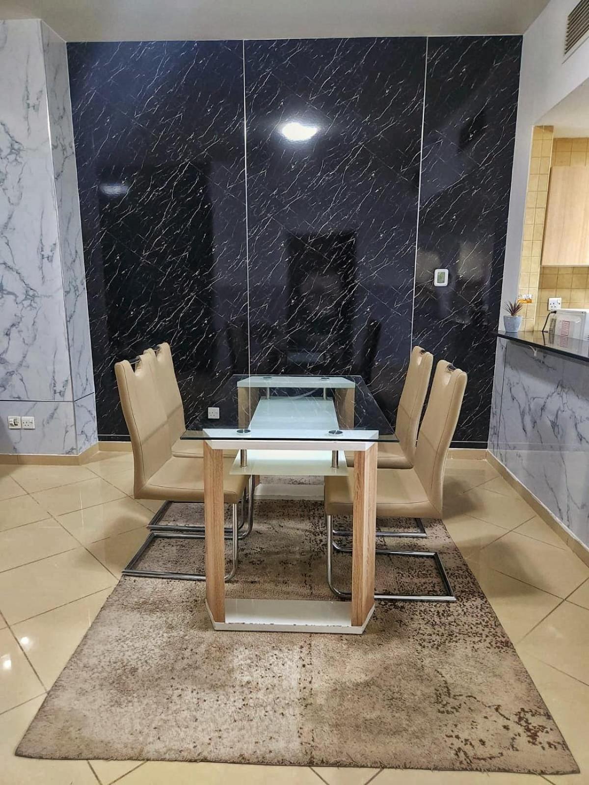 Apartamento 1 Bhk - Concorde Tower - Jlt Cluster H Dubái Exterior foto